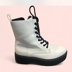 Sincerely Jules White Ankle Boots with Black Laces